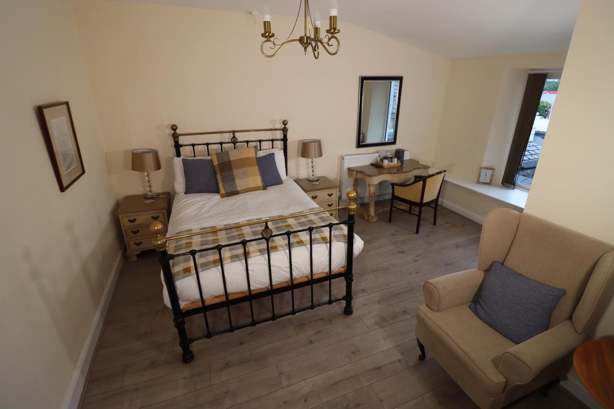 The Castle 4*